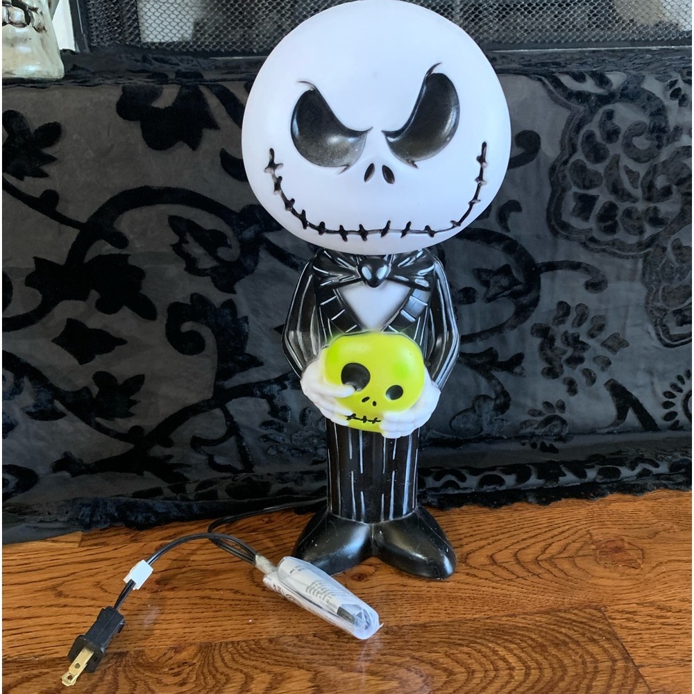 Jack Skellington Light Up Plug in Blow Mold - Picture 4 of 7